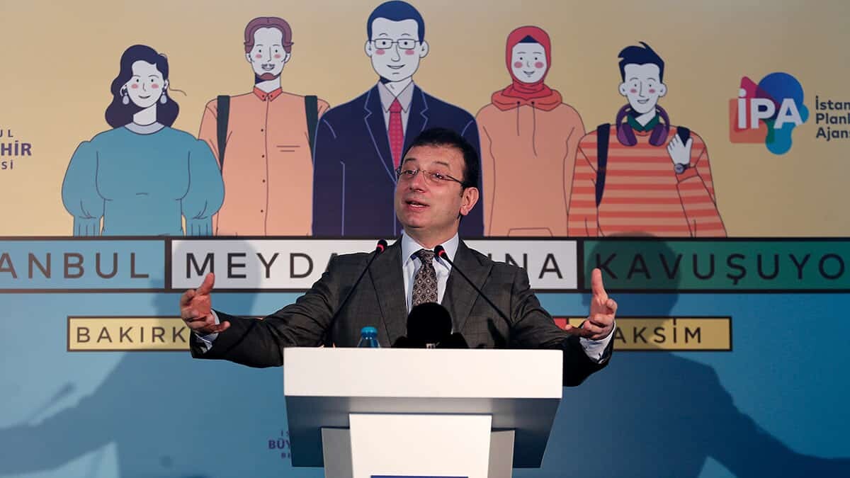 İmamoğlu, "Kesintiler olabilir mi?” sorusuna “Şu anda böyle bir su kesinsi süreci yaşamayacağız” dedi.