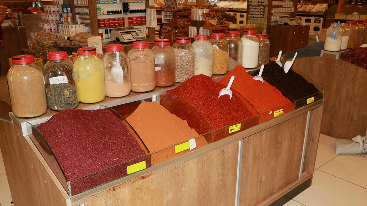 Karabibere irmik, sumağa kepek iddiası