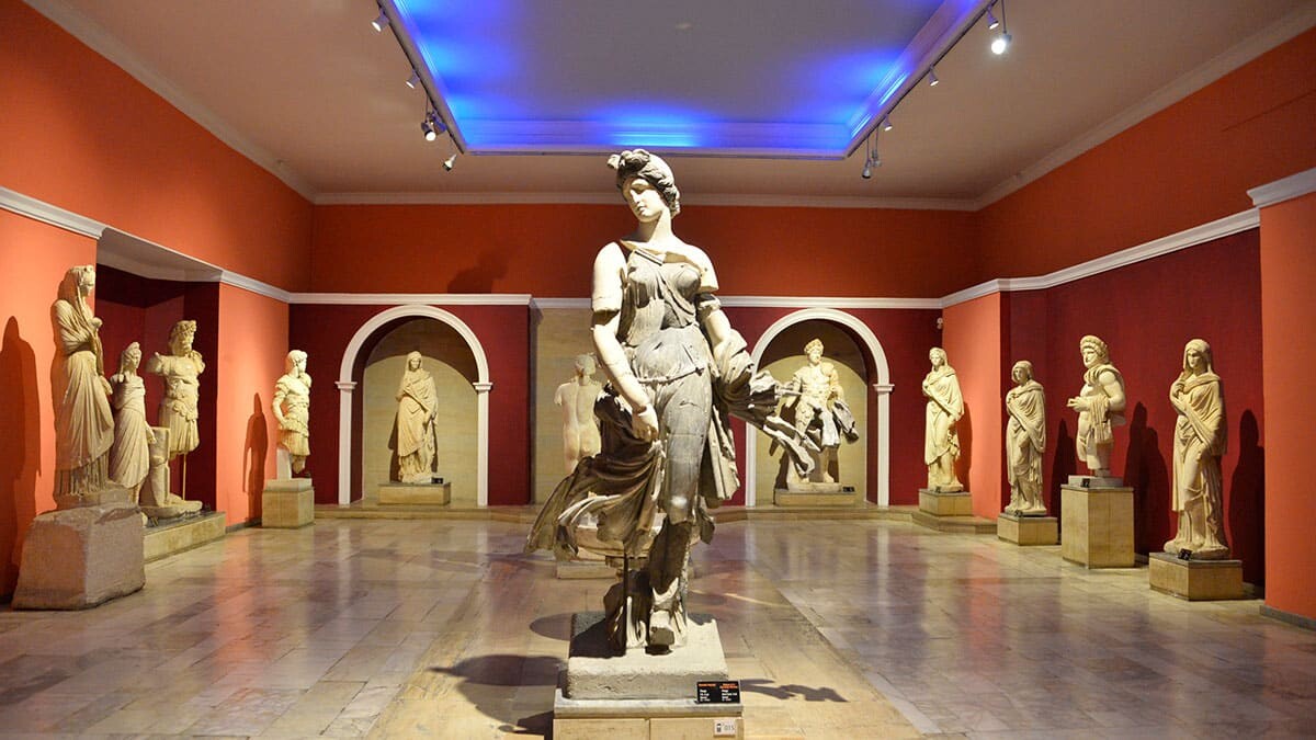 Antalya Müzesi'nde 4 kamera çalışmıyor