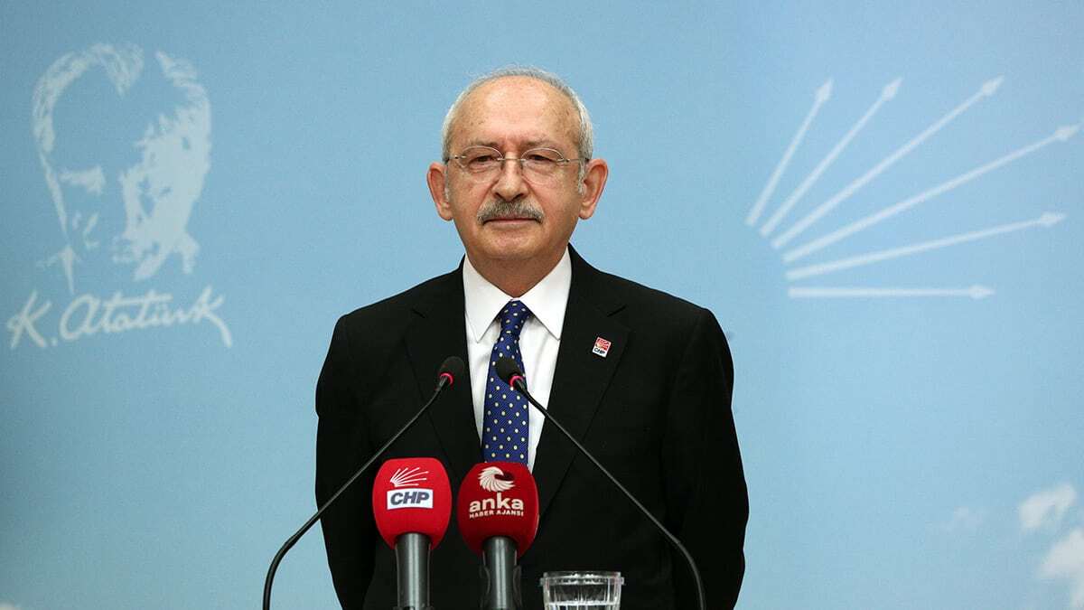 Hiçbir partinin iç işine karışmayız