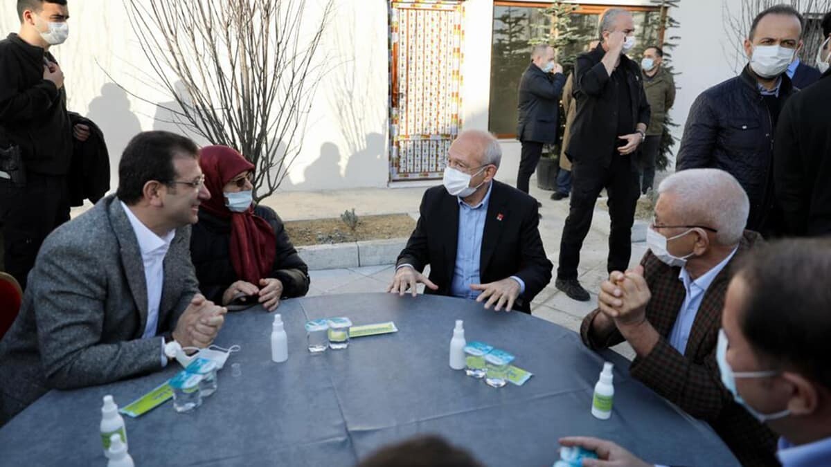 Kılıçdaroğlu'ndan Beylikdüzü'nde cemevi ve cami ziyareti