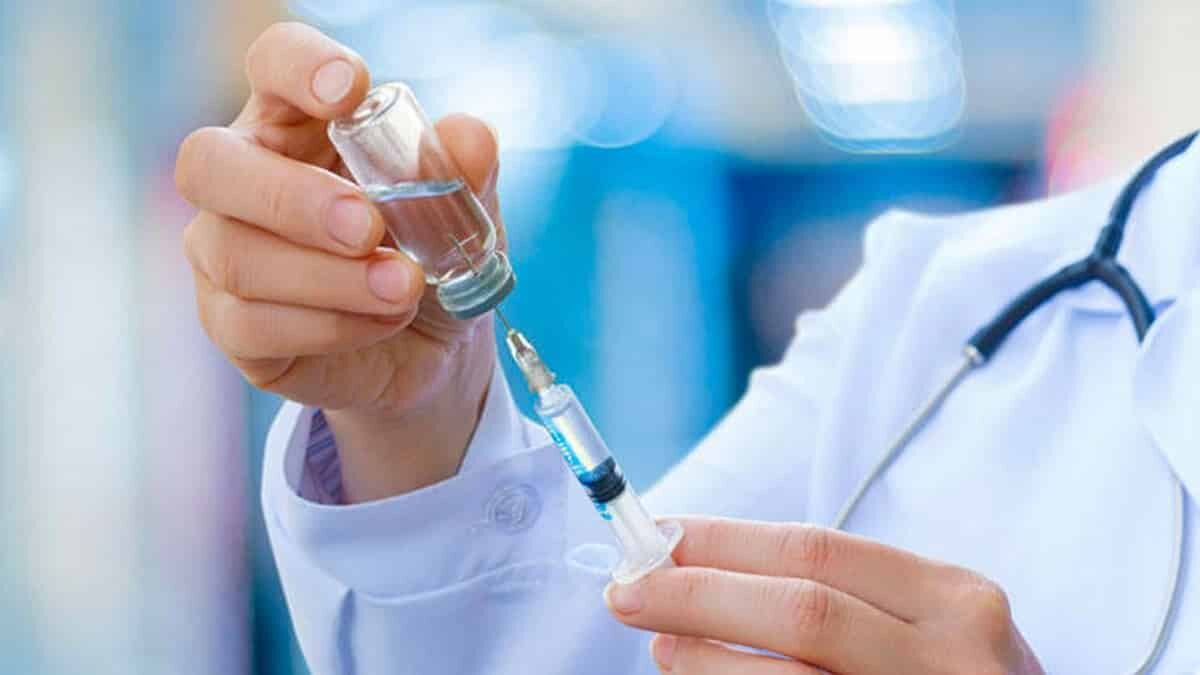 Koronavirüsten 176 kişi hayatını kaybetti