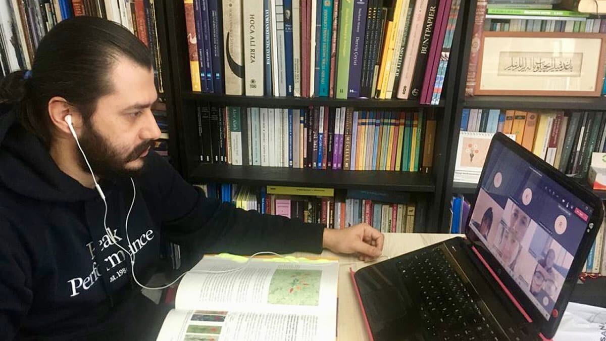 Güzel Sanatlar Akademisi eğitimleri online oldu