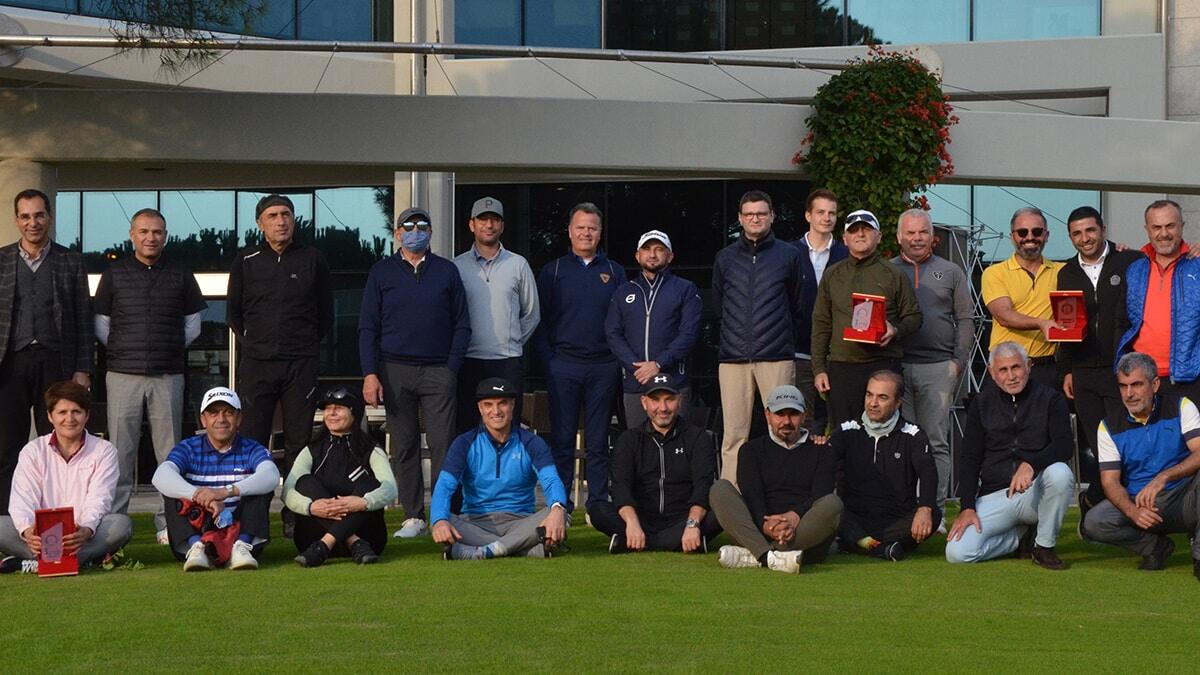 Golf Turnuvası'nın şampiyonu Recep Turan