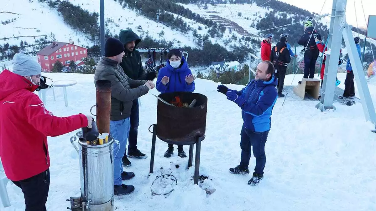 Zipline hattı adrenalin tutkunlarının yeni adresi