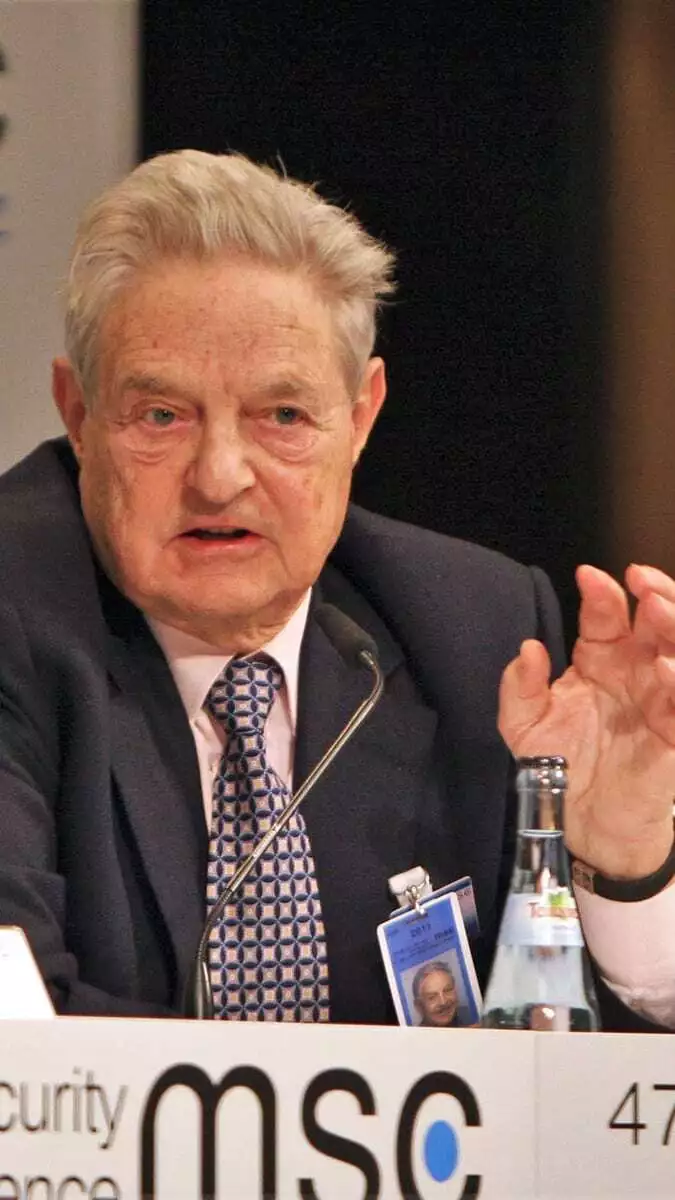 Gates, soros ve rockefeller'a kovid-19 suçlaması