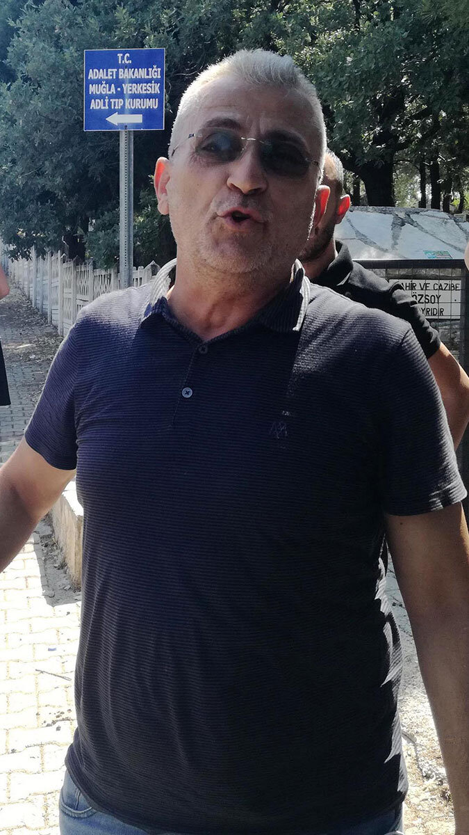 Gültkekin'in babası Sıddık Gültekin ayağa kalkıp, "Bu duruşma benim için bitmiştir" diyerek, salonu terk etti.