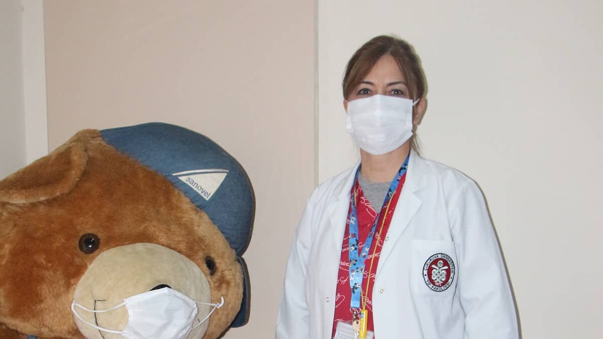 Alabaz, koronavirüs sağlıklı çocuklarda dahi ani ölümlere yol açıyor dedi.