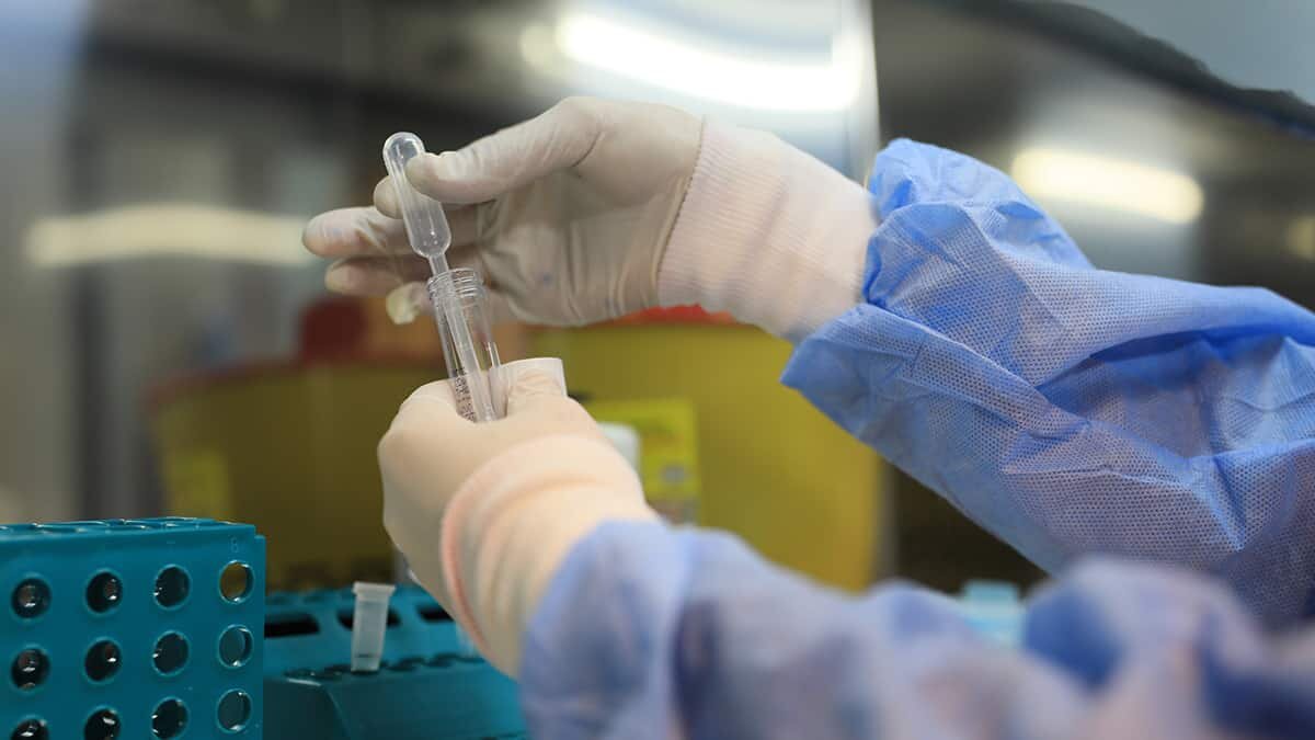 Bugün koronavirüste 202 can kaybı var