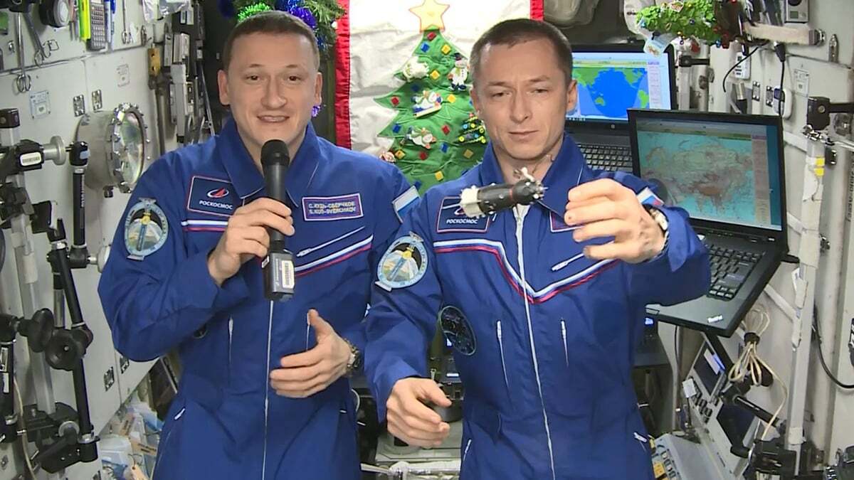 Uzaydan dünyaya yeni yıl mesajı