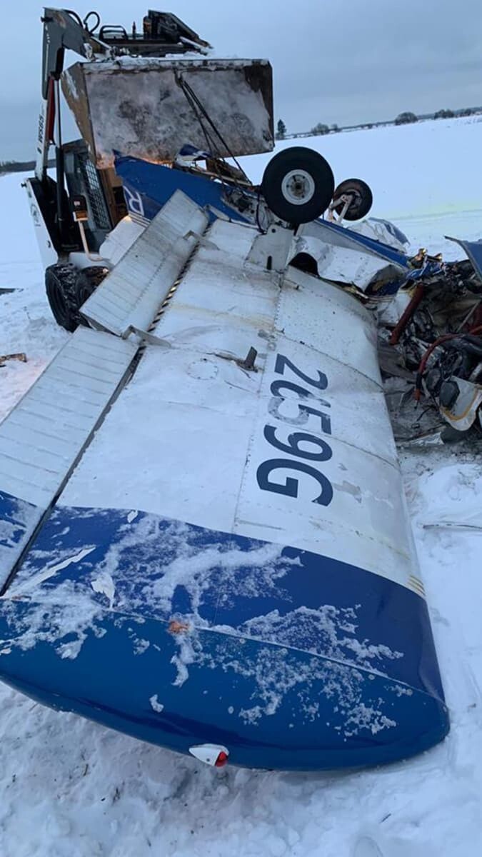 İki uçak havada çapıştı: 3 ölü