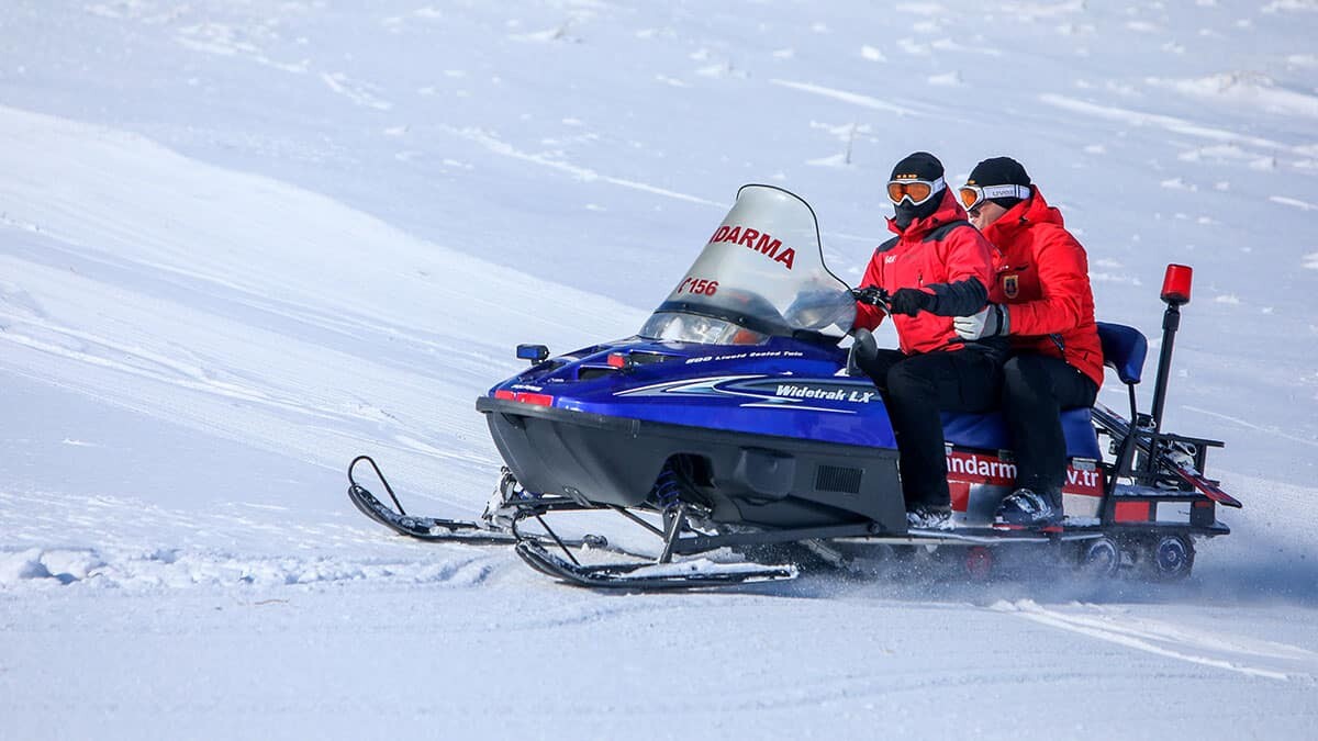 Saklıkent Kayak Merkezi beyaza büründü