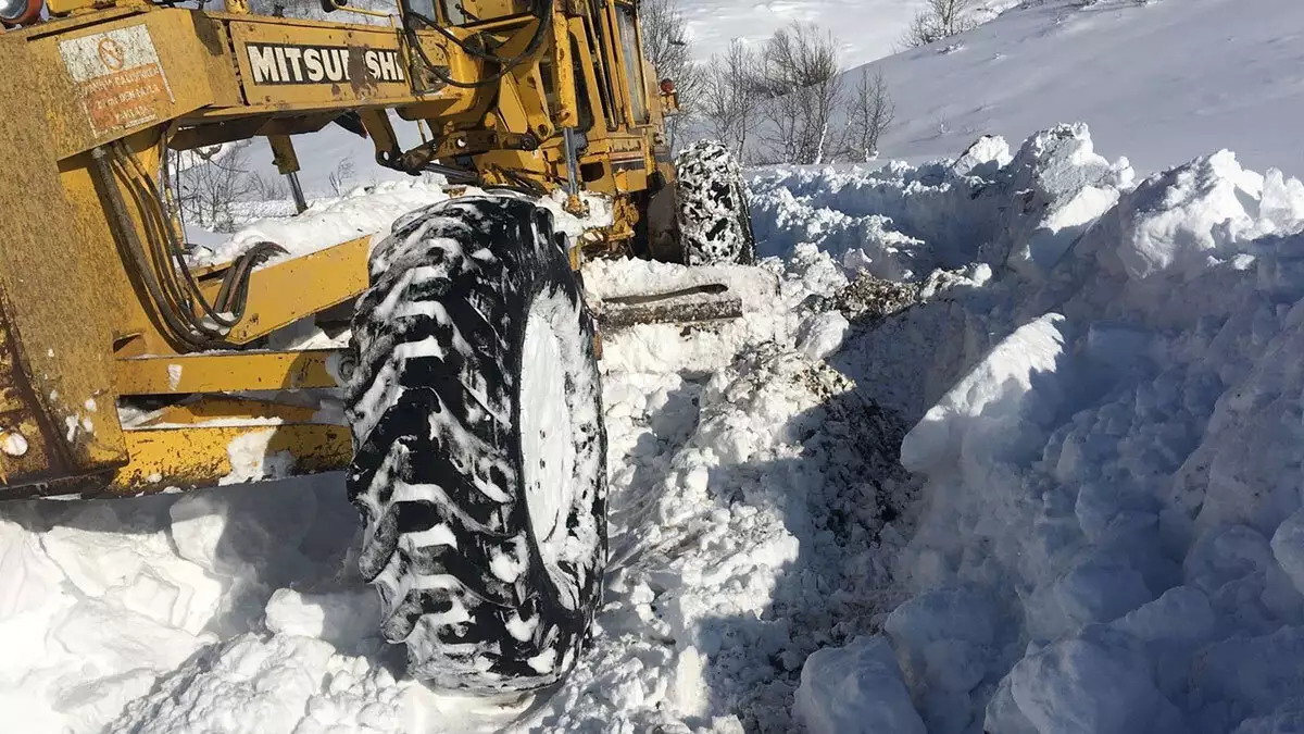 183 olarak açıklanan kapalı yerleşim yeri yolu sayısı da 220'ye çıktı.