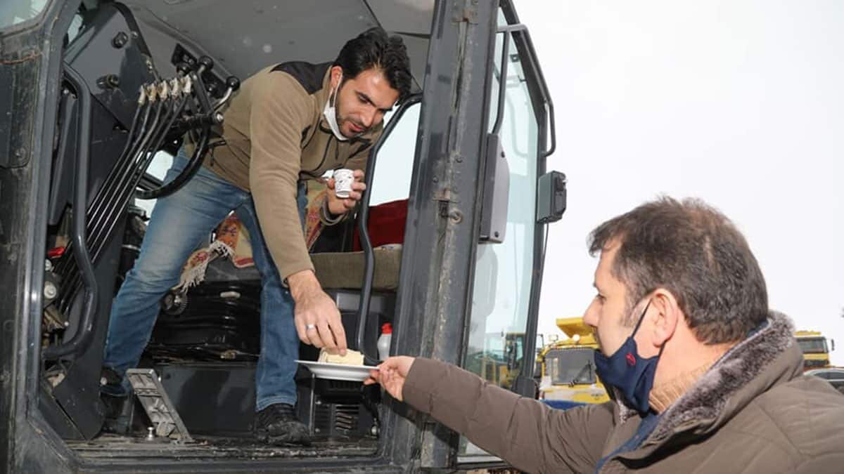 Sivas'ta 461 yerleşim yeri yolu kapandı