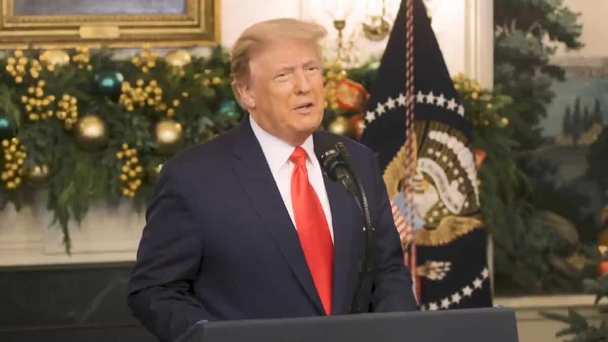 Bu, tarihteki en olağanüstü bilimsel, endüstriyel ve tıbbi başarılardan biridir. İnsanların bunun nereden ve nasıl geldiğini unutmalarına asla izin veremeyiz dedi.