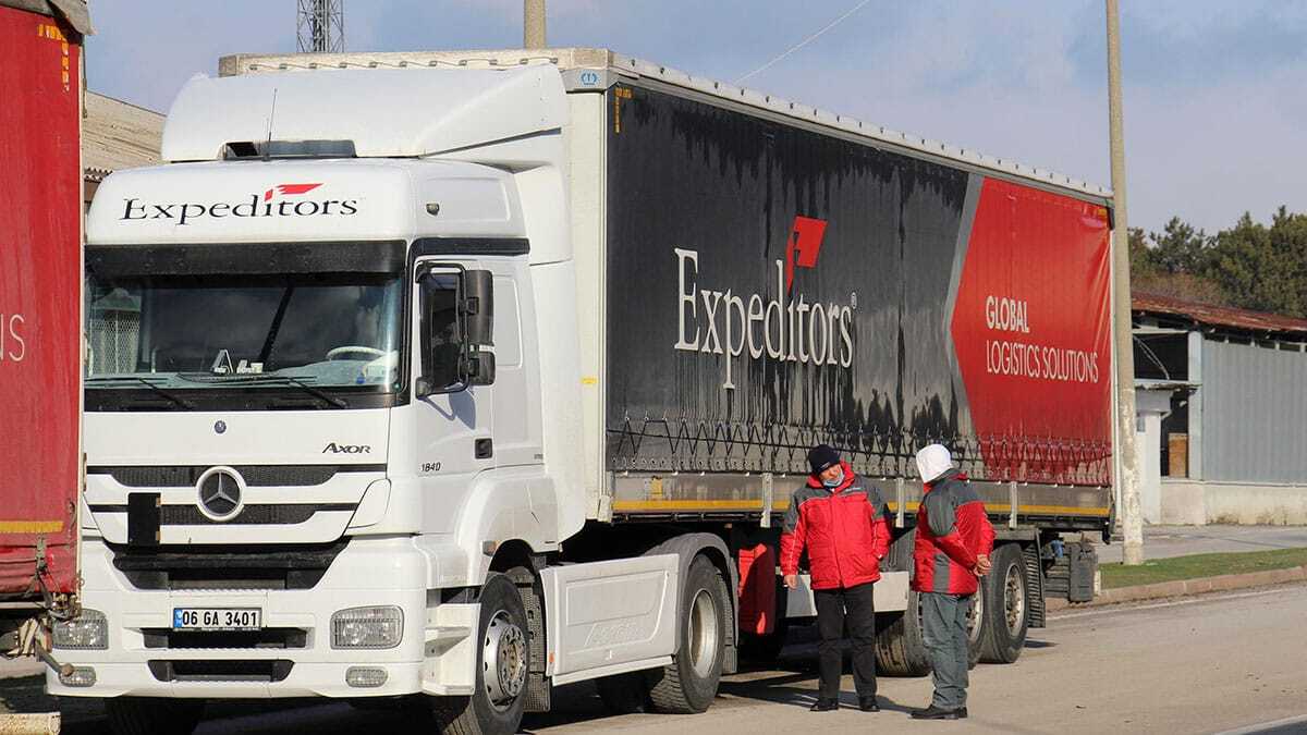 Türkiye'ye getirilen 3,5 milyon dozluk Çin aşısının bir kısmı Ankara'da