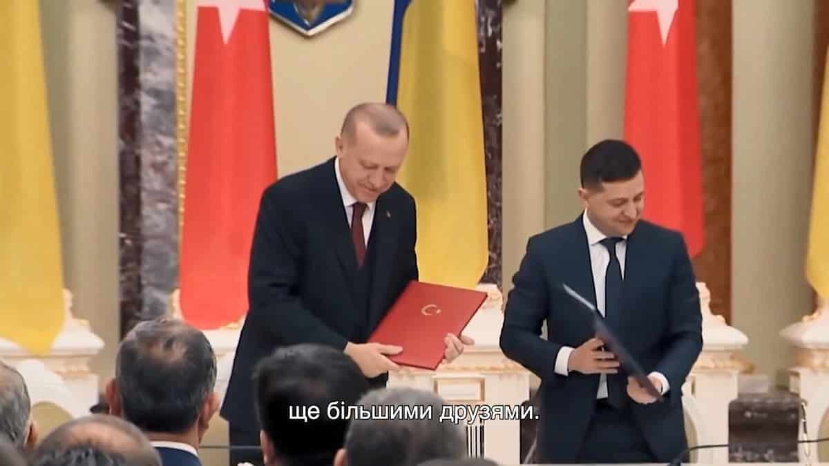 Zelenskiy vatandaşlarının yeni yılını kutladı