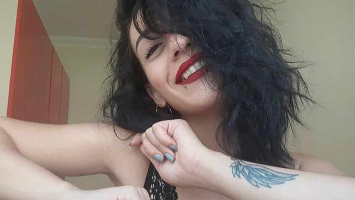 Üniversiteli Aleyna Yurtkölesi