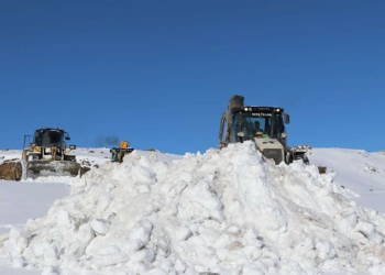 162 yerleşim yolu ulaşıma kapandı
