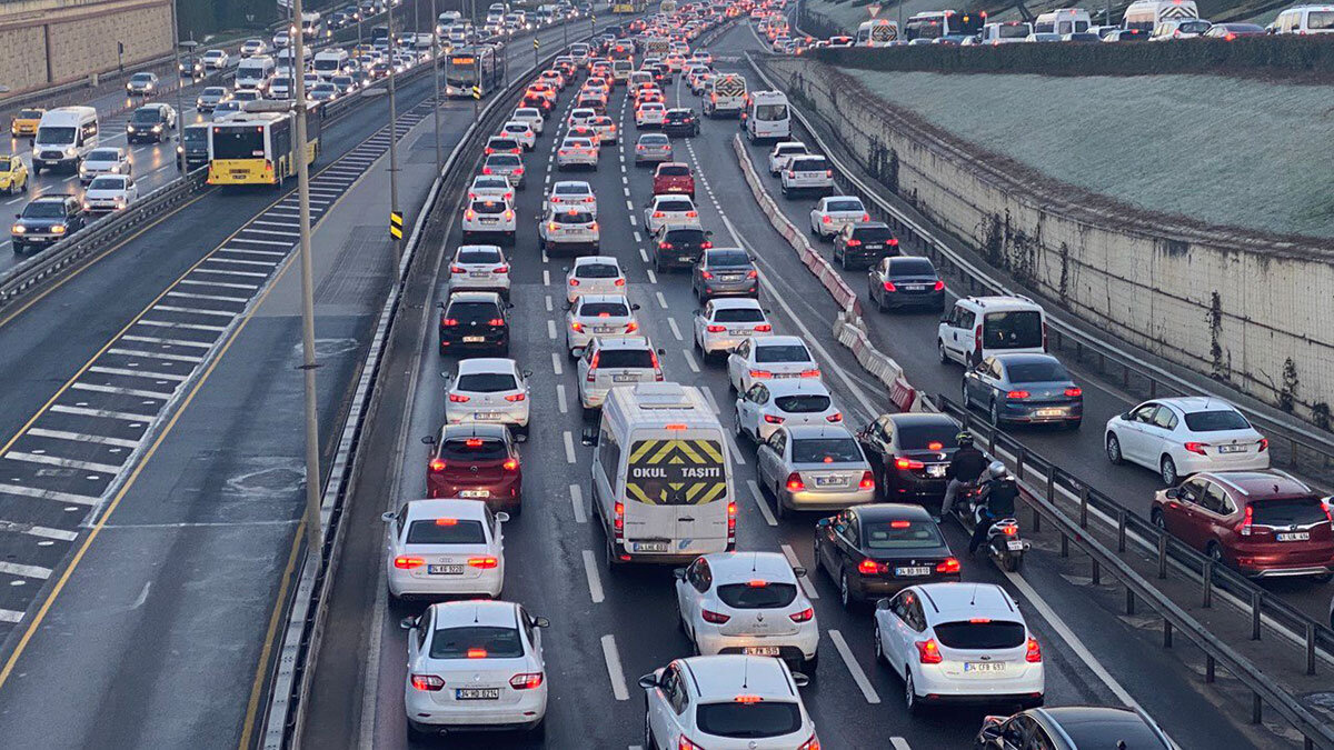 15 Temmuz Şehitler Köprüsü'nde trafik yoğunluğu