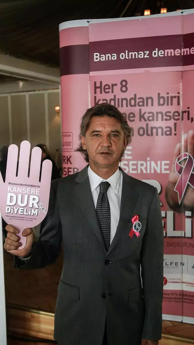 Türk kanser derneği, ücretsiz tedavi hizmeti sağlıyor "81 ilden derneğimizi arayarak ücretsiz tedavi olabilirsiniz"
