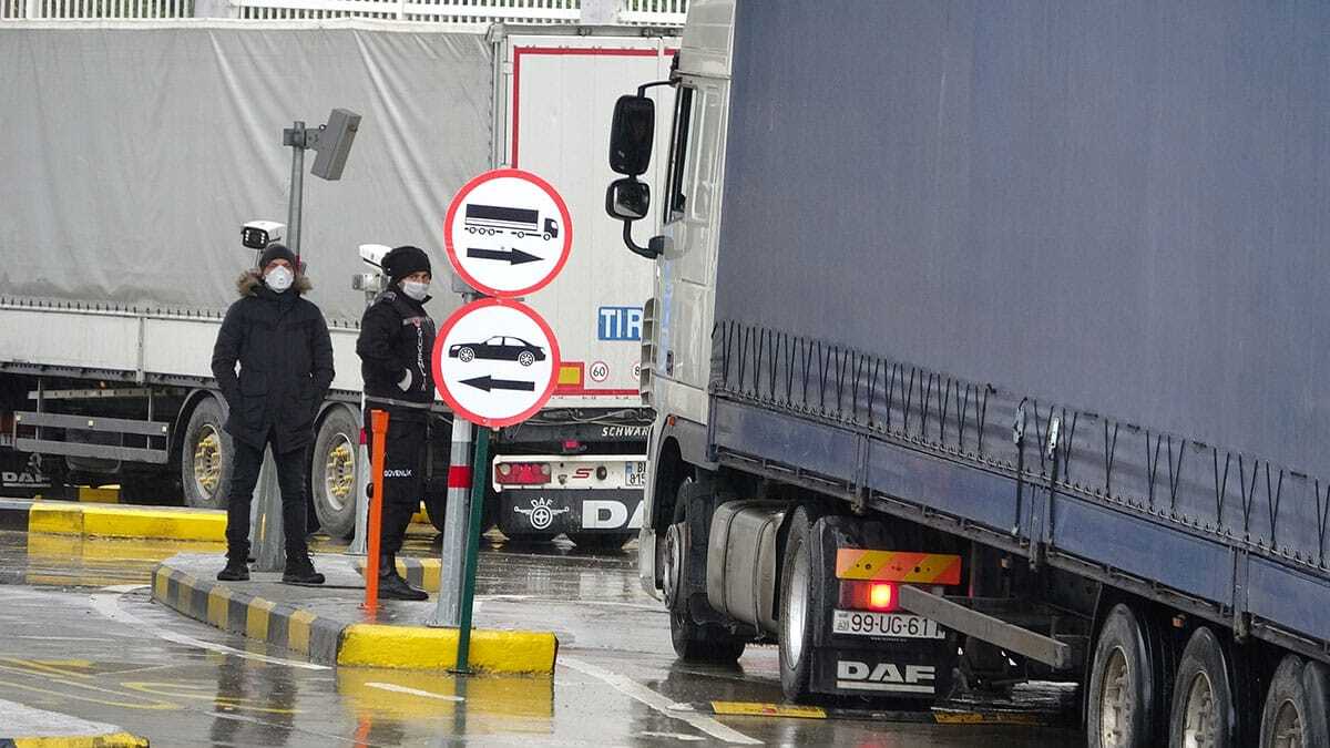 Sınırda 40 milyon TL'lik KDV ve ÖTV vurgunu