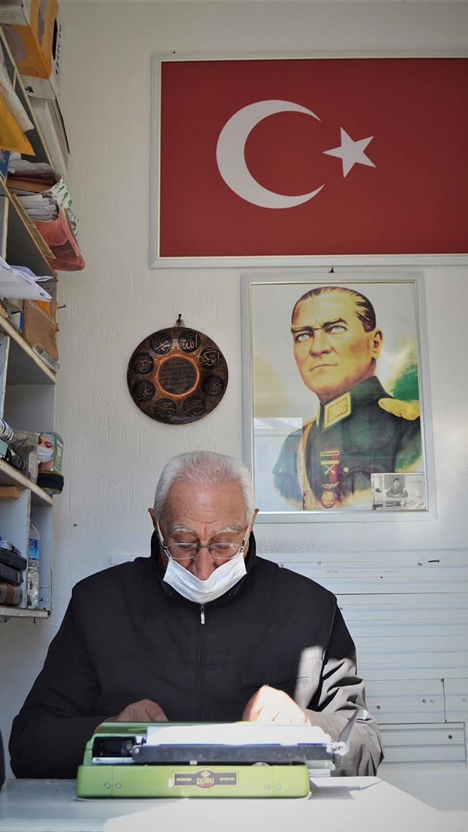 Daktilosuyla teknolojiye meydan okuyor