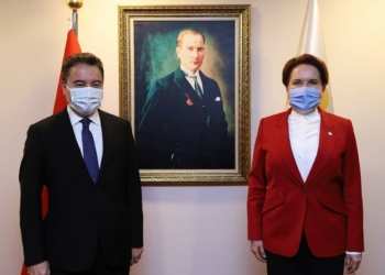 Babacan, Akşener'e iade-i ziyarette bulundu