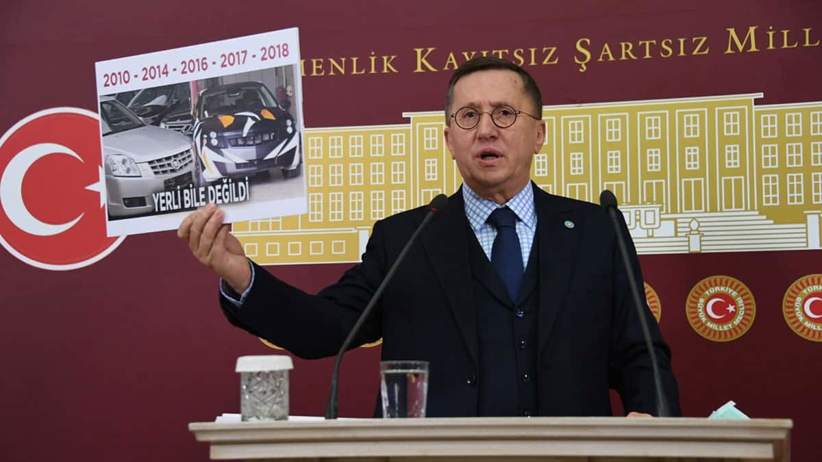 Yeryüzünde hikaye bitti gözlerini gökyüzüne çevirdiler