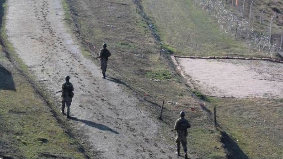 Yasa dışı yollarla yurda girmeye çalışan 6 kişi yakalandı