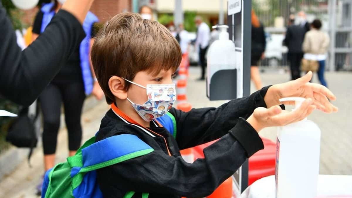 İkinci dönem uzaktan ve yüz yüze eğitim başlıyor