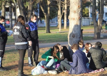 Zabıta, Porsuk kenarında vakit geçiren gençleri uyardı