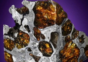 Christie's internet üzerinden 75 meteor satışta