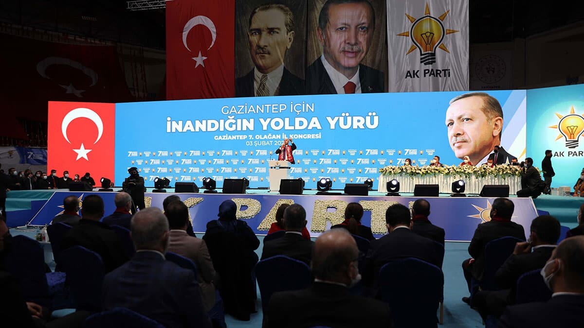 Sivil anayasayı milletimizle yapacağız