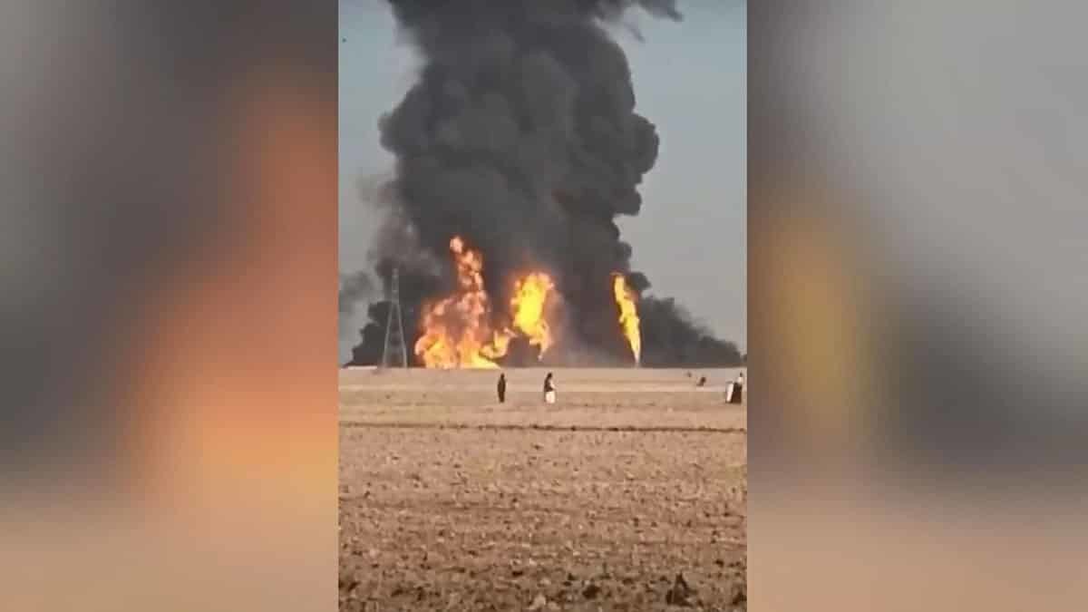 Afganistan'da akaryakıt tankeri patladı