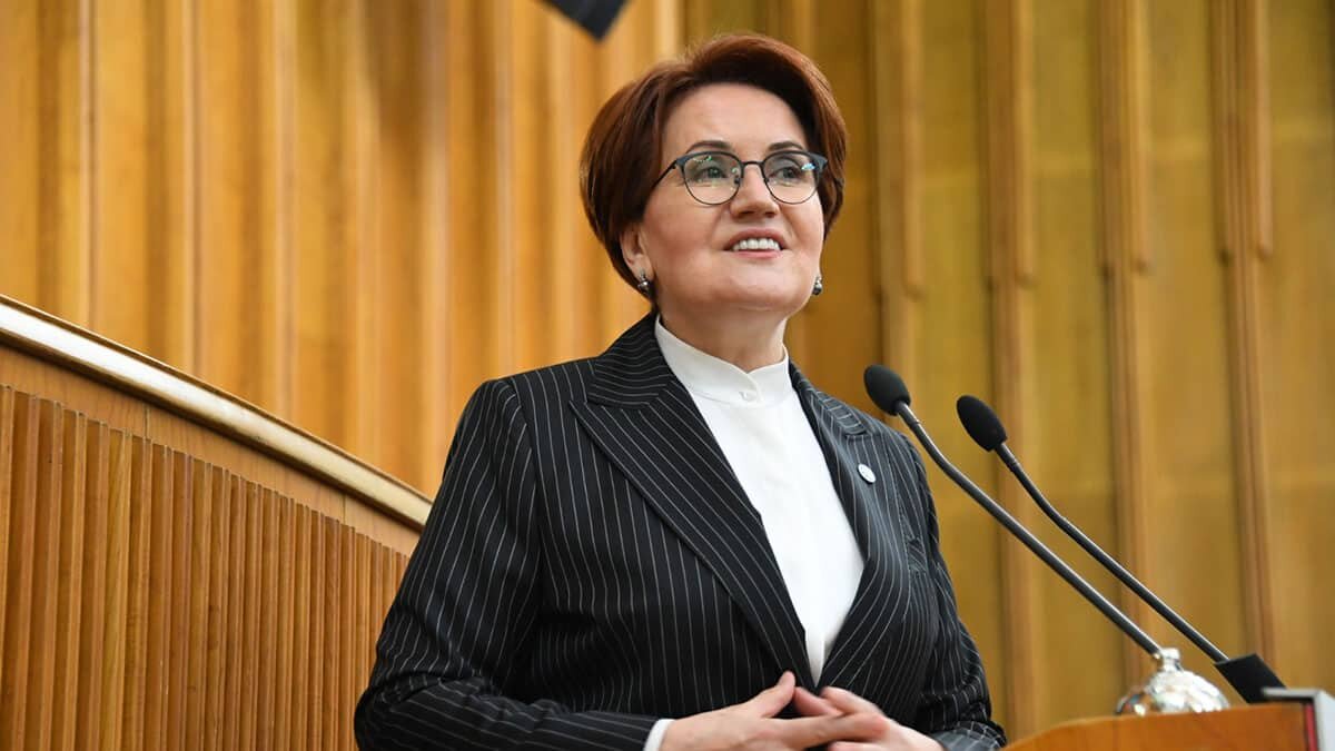 Akşener: Barışçıl protestolarla başlayan mücadeleyi, gençlerle emniyet güçlerini karşı karşıya getirecek, Boğaziçi'nde sokak çatışmasına izin vermeyin.