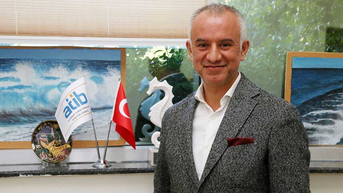 Turizmin başkenti Antalya'da tarihi, doğal ve kültürel zenginliklerin yanı sıra alternatif turizm alanında da büyük gelişme yaşanıyor. Bu kapsamda Antalya merkezli alternatif, turizm alanında hizmet veren tesislerin oluşturduğu Alternatif Turizm İşletmecileri Birliği (ATİB) kuruldu.