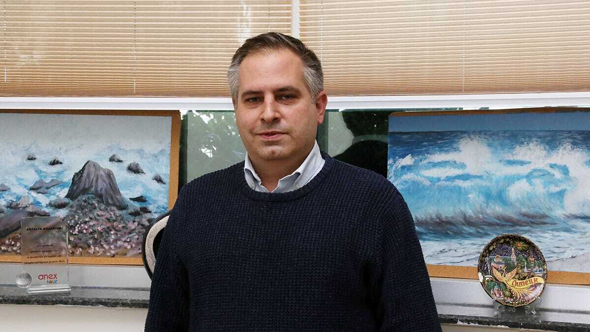 Kum Heykel Müzesi, Antalya Akvaryum, Ormana'daki butik otel ve Tahtalı'daki teleferik gibi işletmelerin temsilcileri, 2021'den ümitli olduklarını açıkladı.