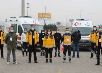 112 Acil Servis sürücü adaylarına ileri sürüş tekniği
