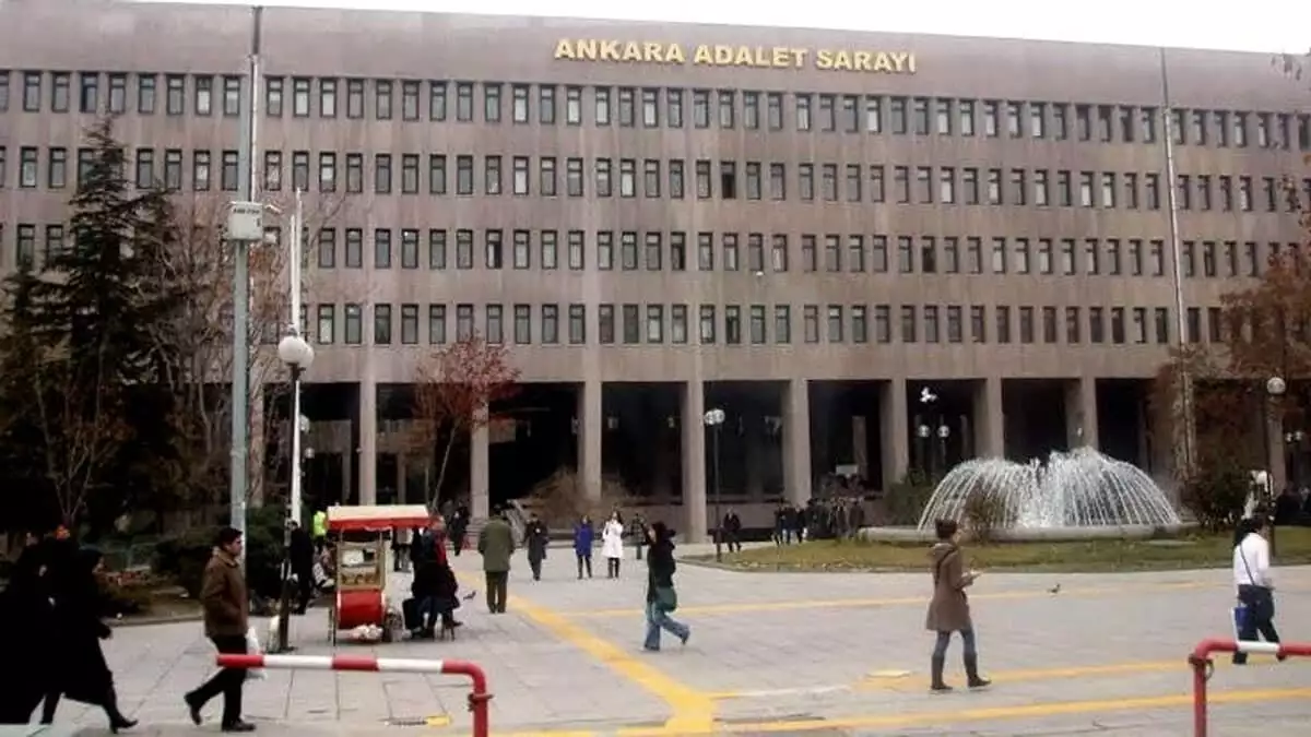 Akşener hakaret davası kapsamında ifade verdi