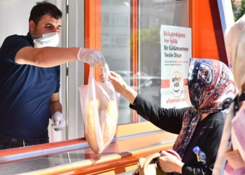 Büyükşehir, Halk Ekmek büfelerini yeni sahiplerine teslim edecek