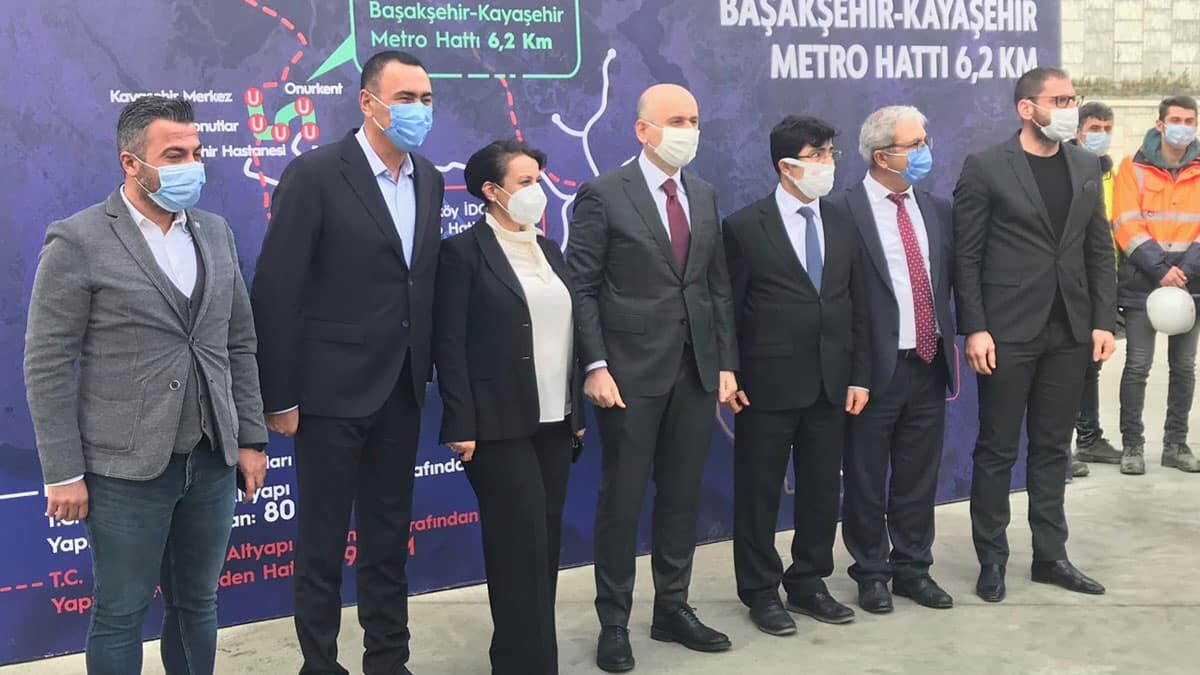 Karaismailoğlu, Başakşehir-Çam ve Sakura Şehir Hastanesi-Kayaşehir metro hattını yıl sonunda açmayı planlıyoruz.