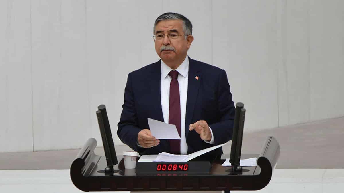 Milli Savunma Bakanı Hulusi Akar ve İçişleri Bakanı Süleyman Soylu, TBMM Genel Kurulu'nda dakika dakika Gara operasyonunu anlattı.