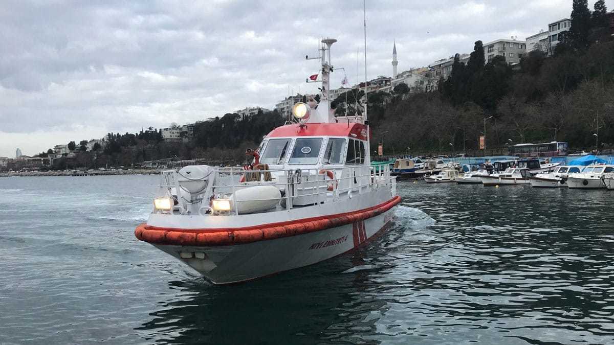 En tehlikeli noktalarda arama kurtarma yapıyorlar