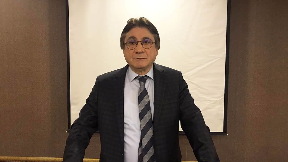 Babacan'ın HDP görüşmesi ve anayasa sözleri kabul edilemez