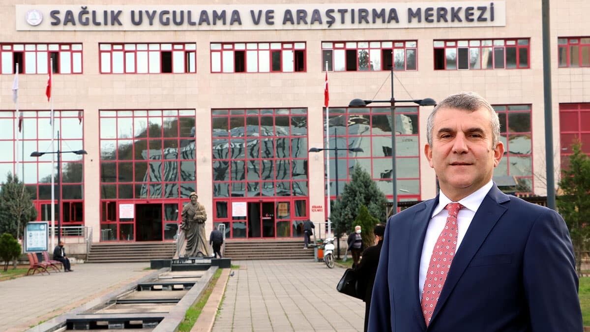 Tereddütsüz aşı yaptırmak gerekiyor