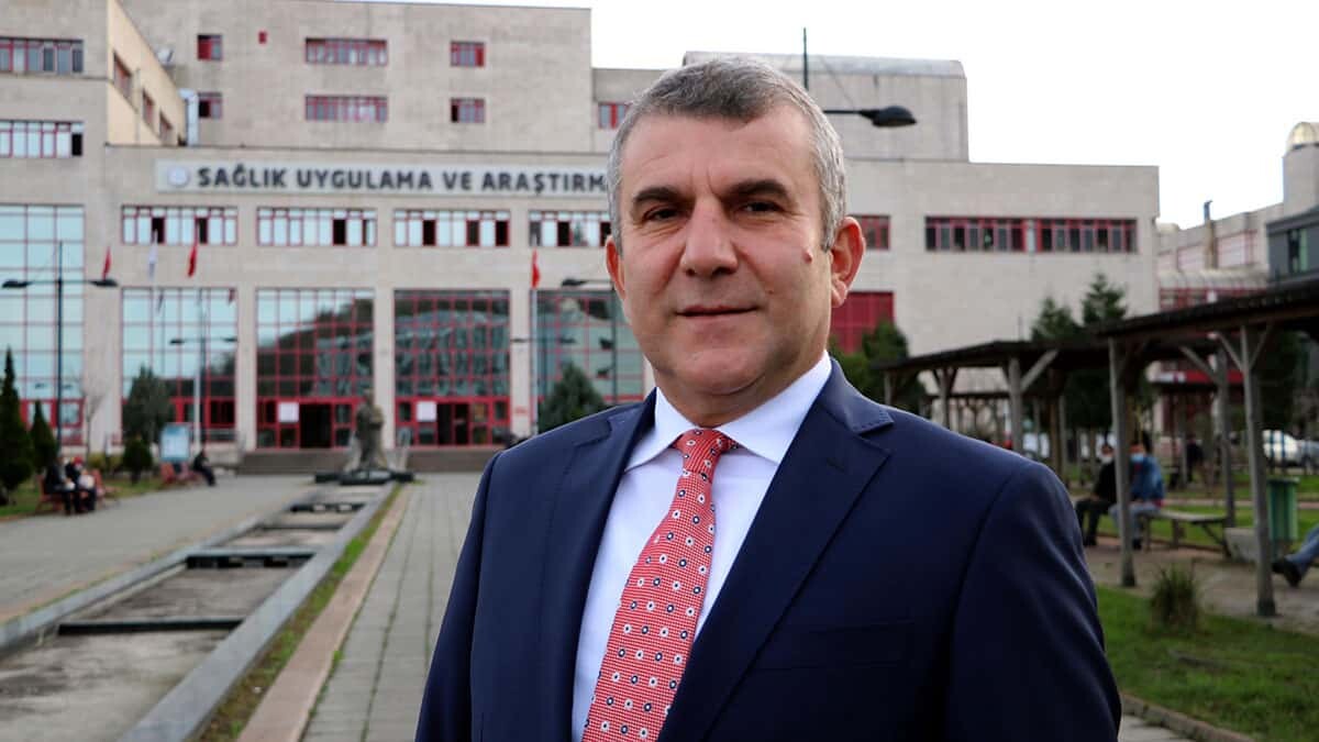 Tereddütsüz aşı yaptırmak gerekiyor