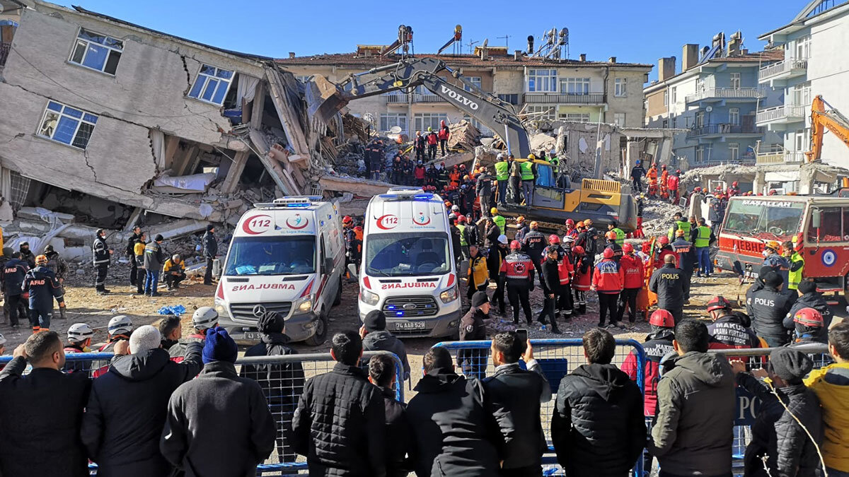 Doğu Anadolu fay hattı aktif döneme geçti