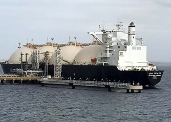 Dünyanın en büyük LNG gemilerinden N'Soumer Tekirdağ'da