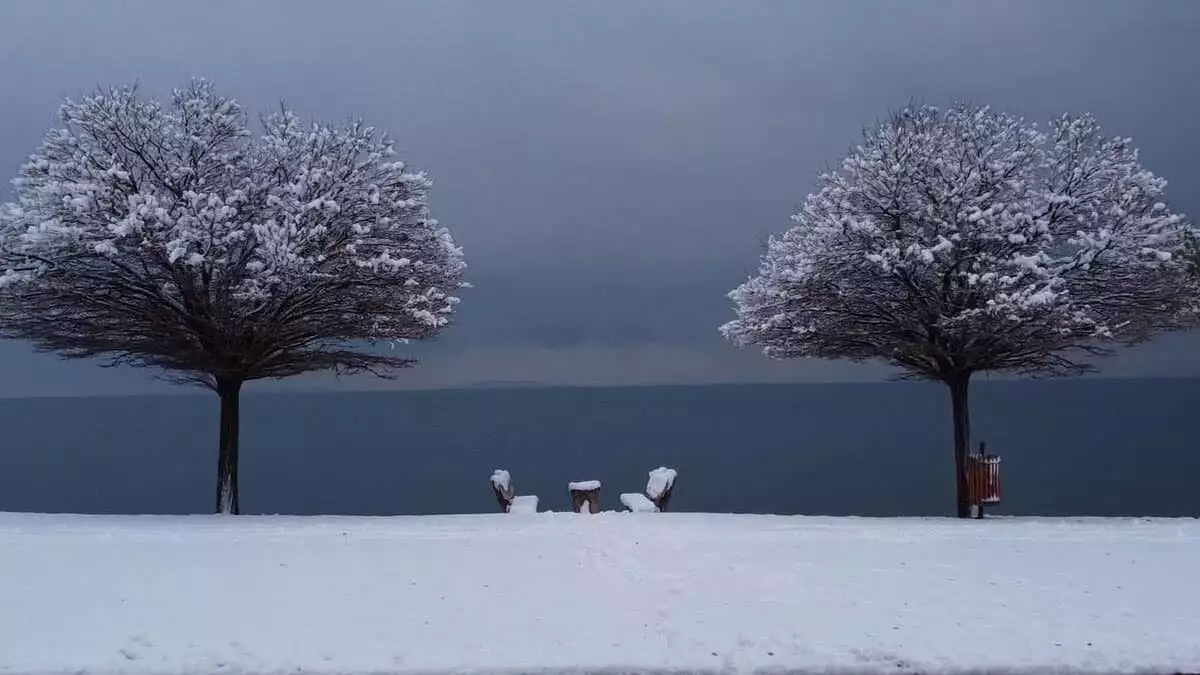 Erciş'in eşsiz kar manzarası görüntülendi